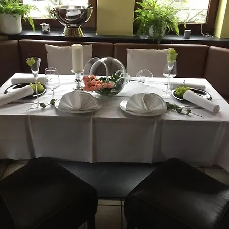 Zum Berggarten Hotell Kassel